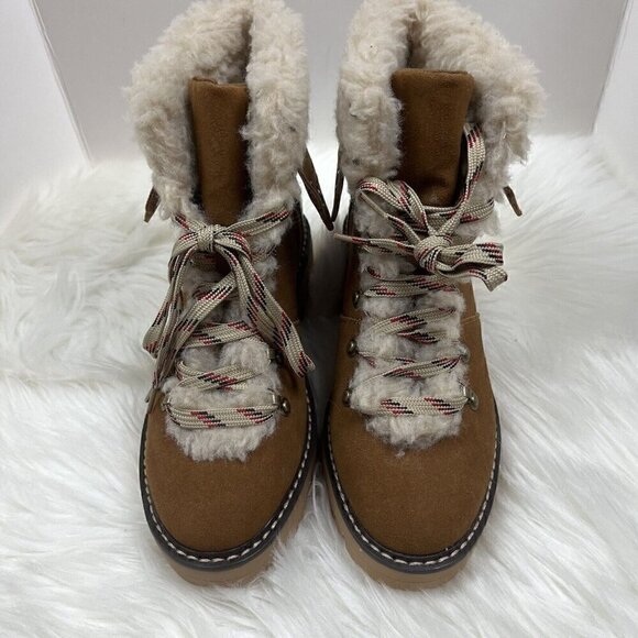Time and Tru Women's Size 6 Cozy Hiker Boot COLOR BROWN Memory Foam Round Toe - Picture 1 of 10